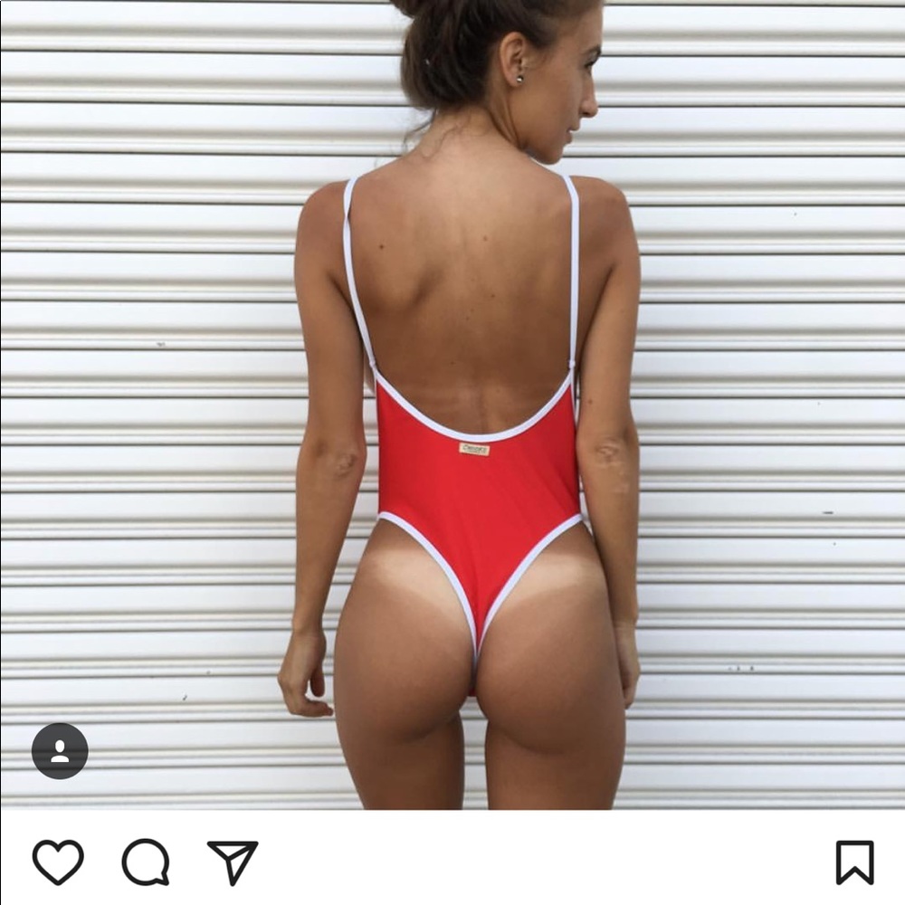 Bathing suit